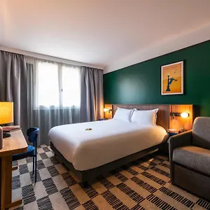 Le Lumiere Hotel