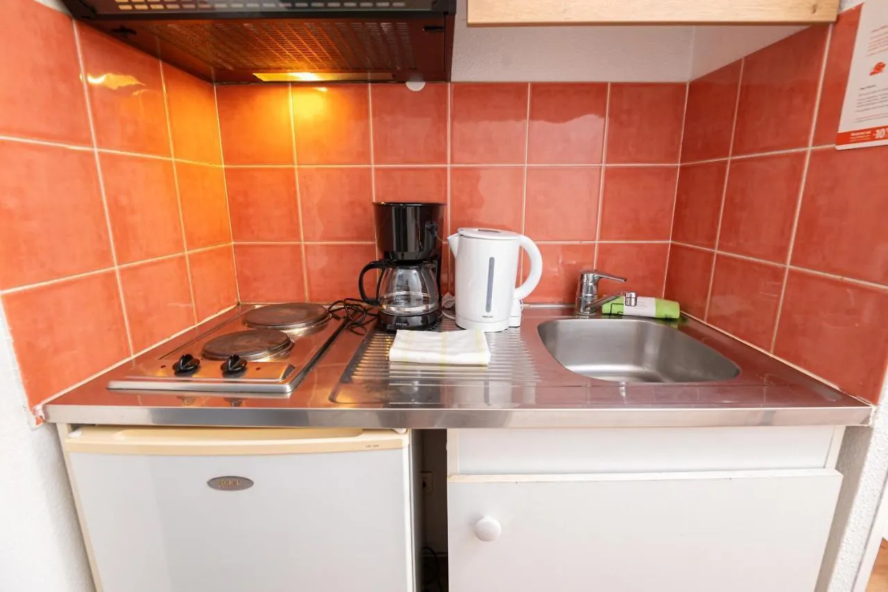 Apparthotel Privilodges Lyon Lumiere 3*,