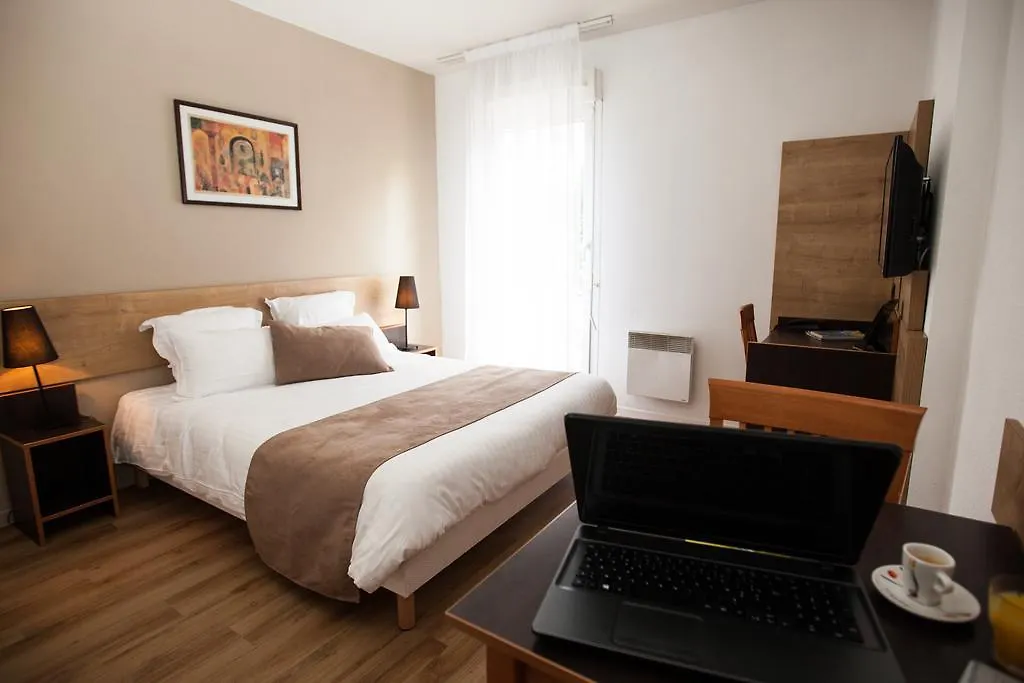 Apparthotel Privilodges Lyon Lumiere 3*,