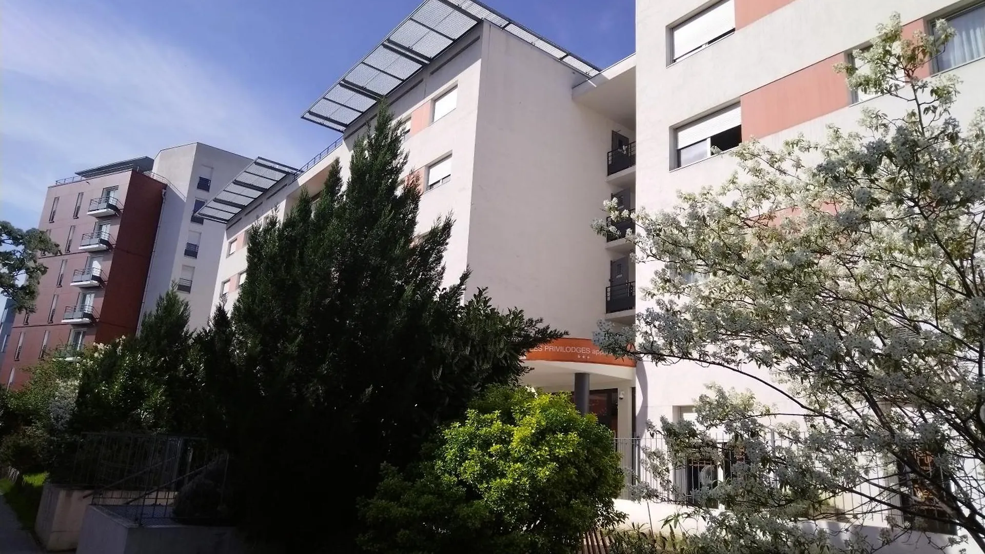Apparthotel Privilodges Lyon Lumiere France